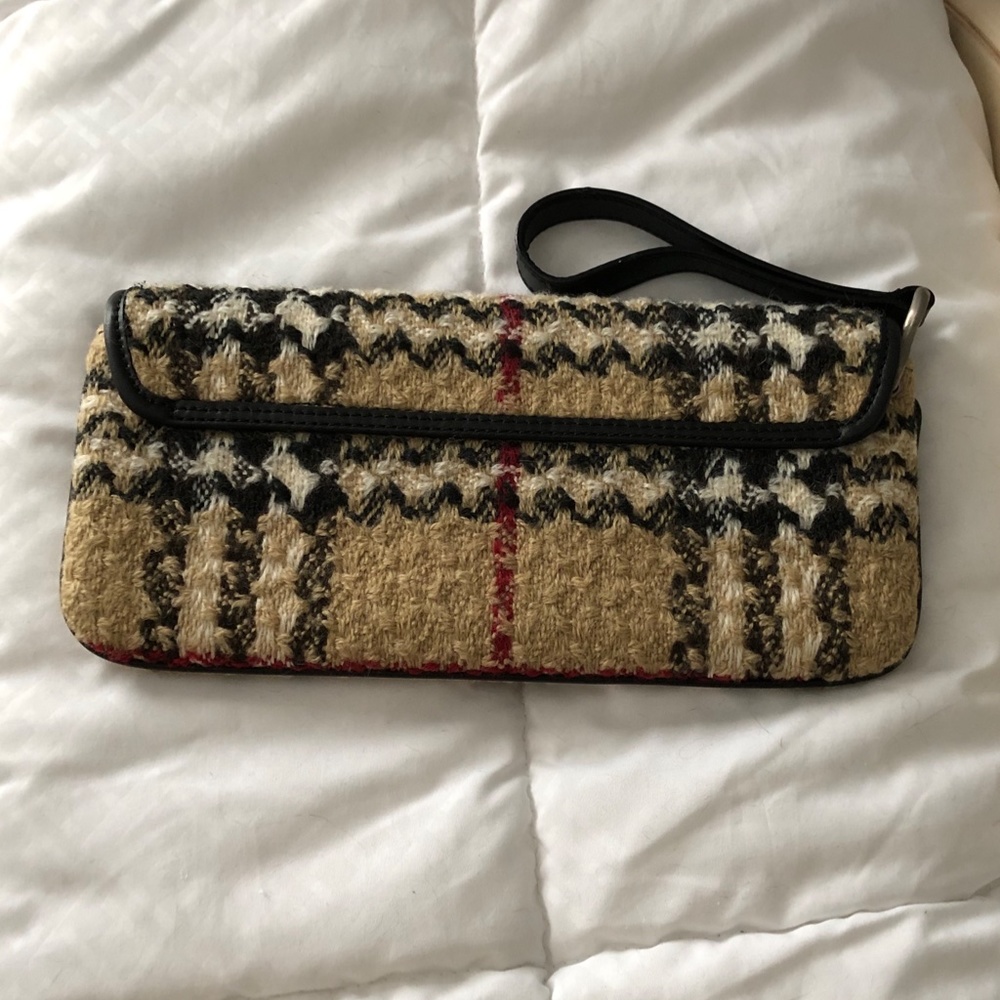 Burberry Boucle House check wristlet/clutch - Picture 5 of 6